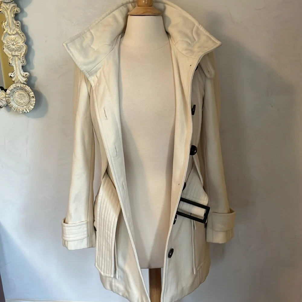 Zara Ivory Wool Blend Unique Coat w/big buckle belt,pockets button up Size Small - Picture 12 of 14